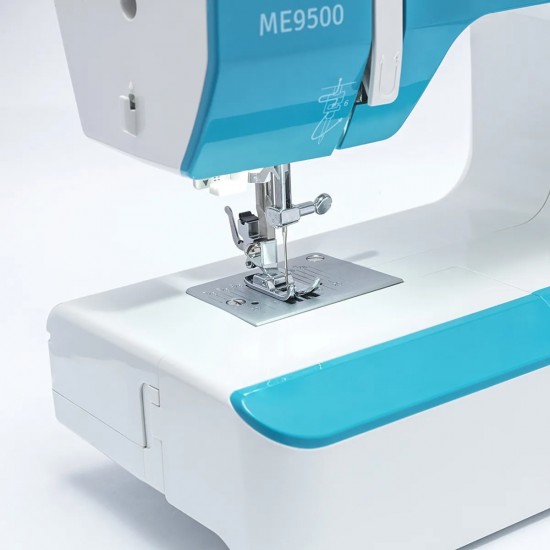 Máquina de Coser ME9500 Merritt